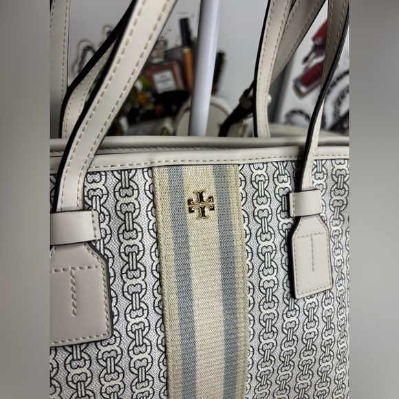 Tory Burch Small Gemini Link Canvas Tote Ivory Gemini link and stripe motif EUC - Picture 3 of 13